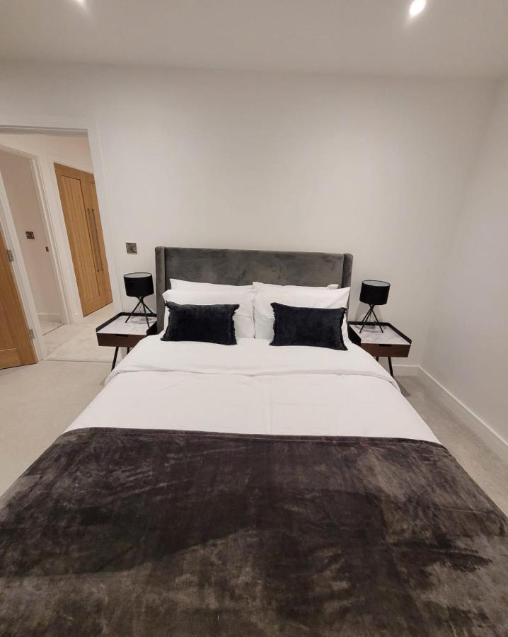 Luxury 1 Bed Apartment In The Centre Of Rochester Wainscot Zewnętrze zdjęcie