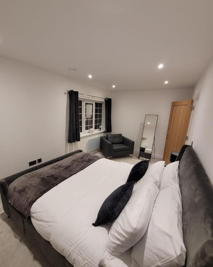 Luxury 1 Bed Apartment In The Centre Of Rochester Wainscot Zewnętrze zdjęcie