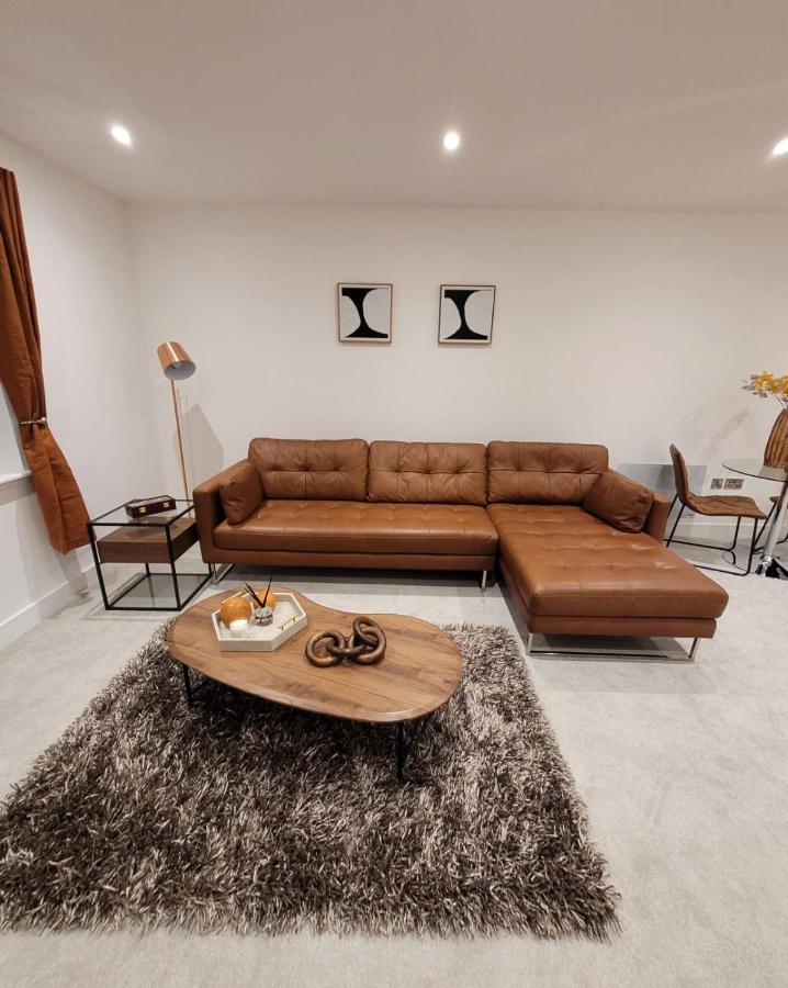 Luxury 1 Bed Apartment In The Centre Of Rochester Wainscot Zewnętrze zdjęcie