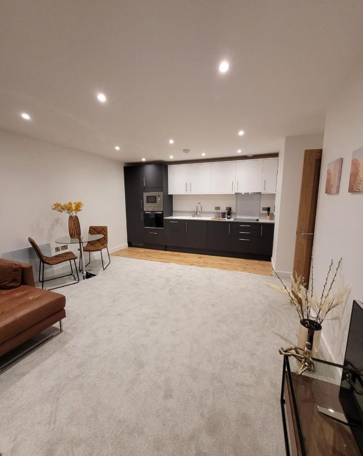 Luxury 1 Bed Apartment In The Centre Of Rochester Wainscot Zewnętrze zdjęcie