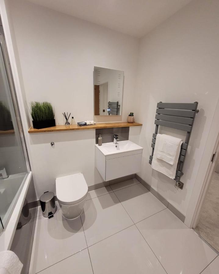 Luxury 1 Bed Apartment In The Centre Of Rochester Wainscot Zewnętrze zdjęcie